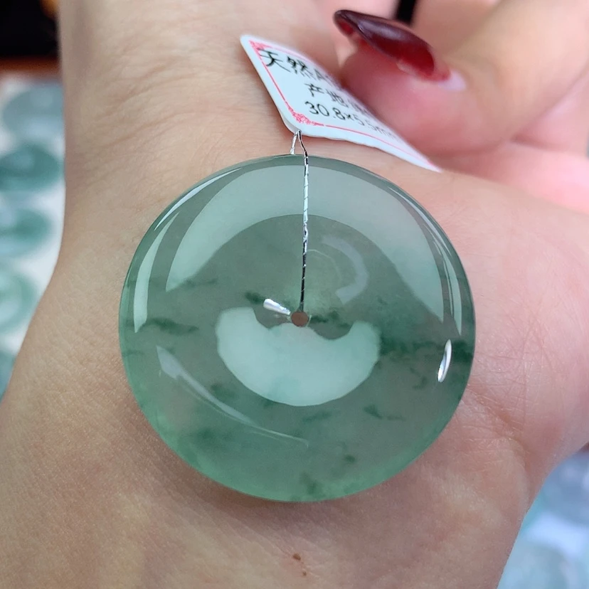 【闪购商品】翡翠吊坠(不含链)未镶嵌