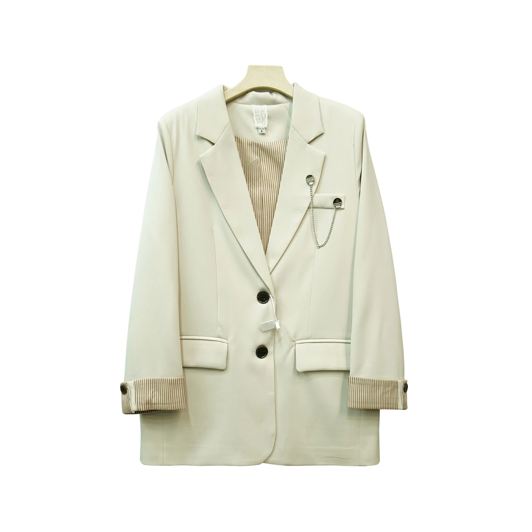 X21293时尚杏色翻领链条装饰显瘦西装外套