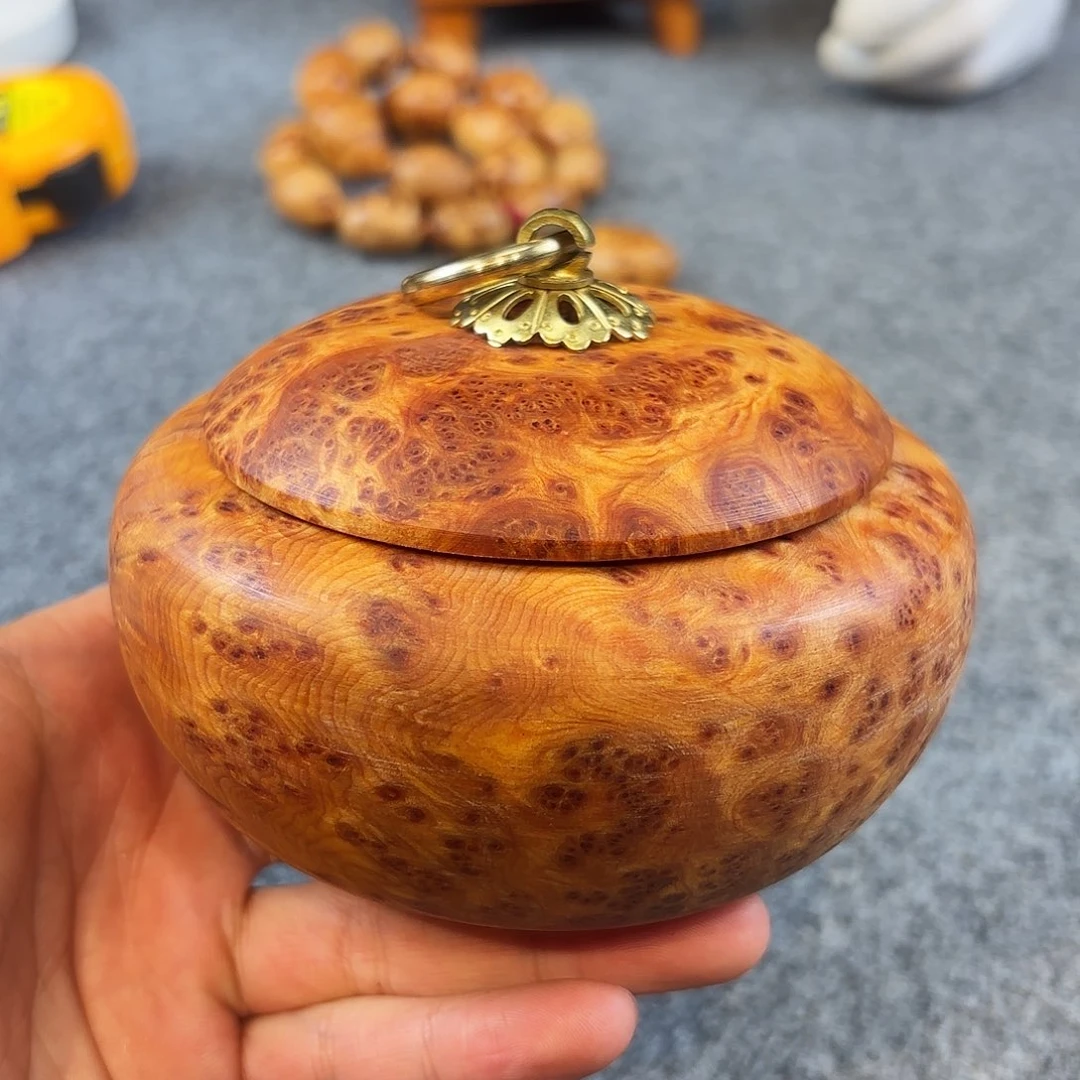 崖柏爆满榴花精品茶叶罐