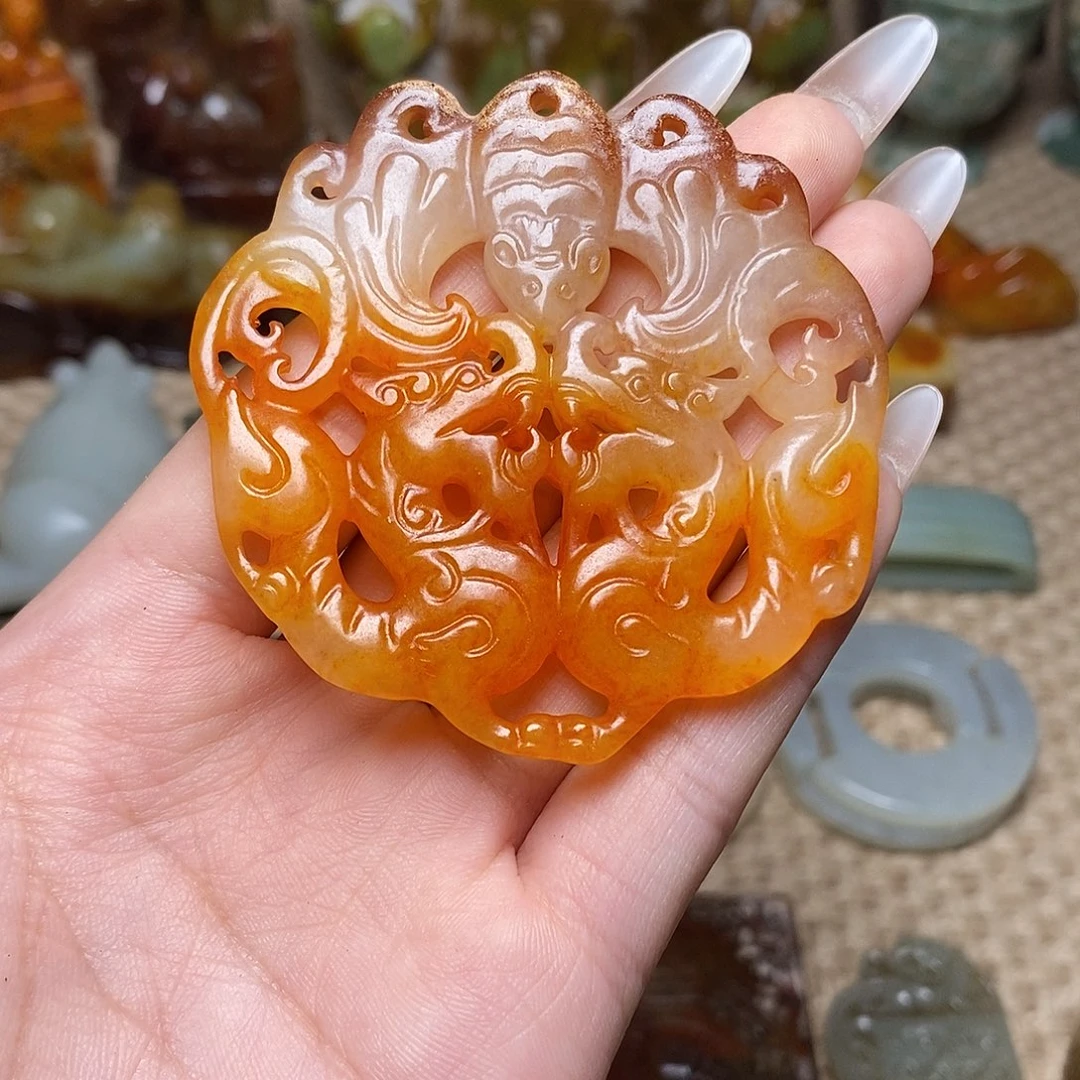未镶嵌蛇纹石玉颈饰