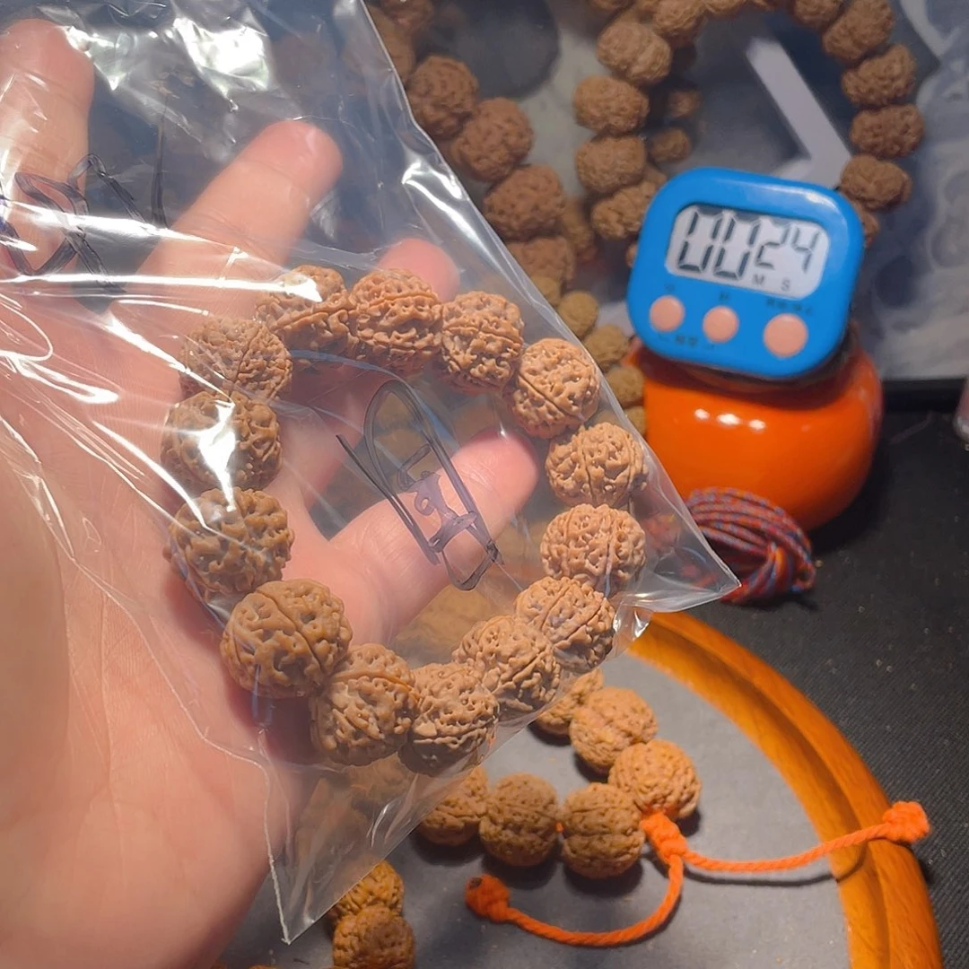 金刚菩提手串国****长六瓣