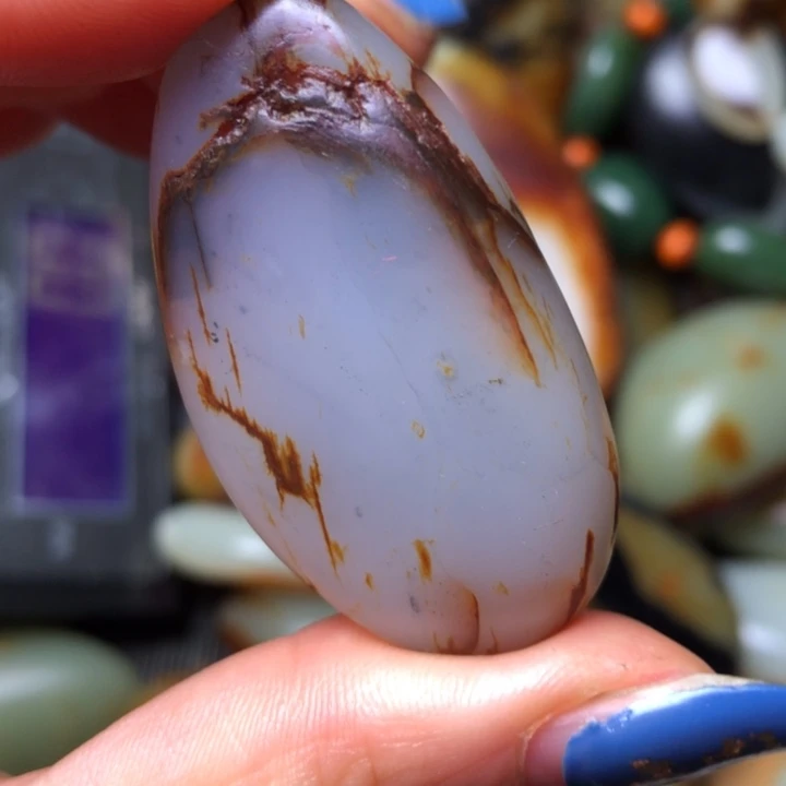 和田玉未镶嵌珠宝奇石