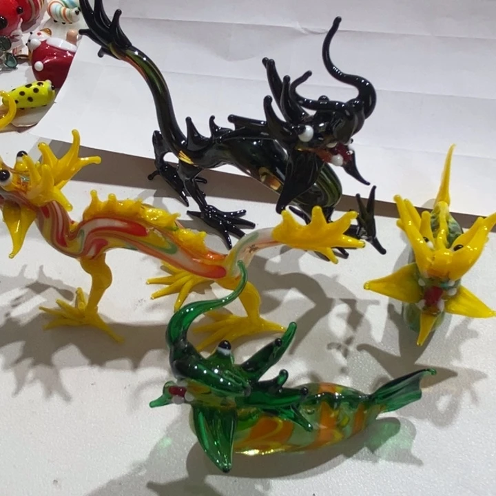 琉璃手工艺品财****泽琉璃