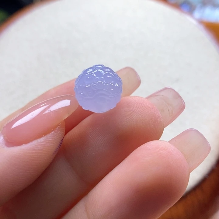 翡翠未镶嵌颈饰翡翠冰粉紫雕刻圆珠