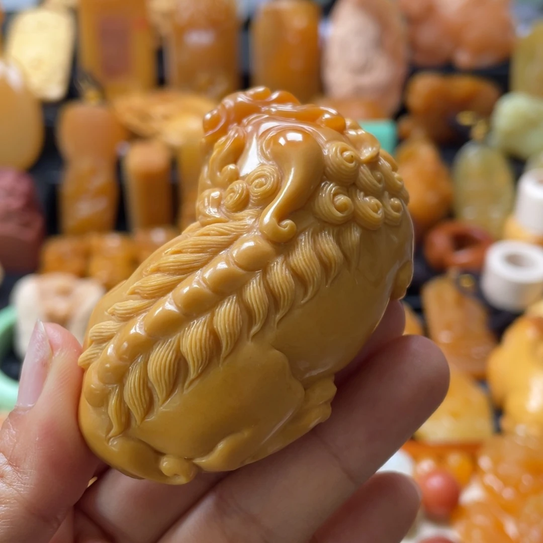 石英质玉（缅黄）未镶嵌颈饰