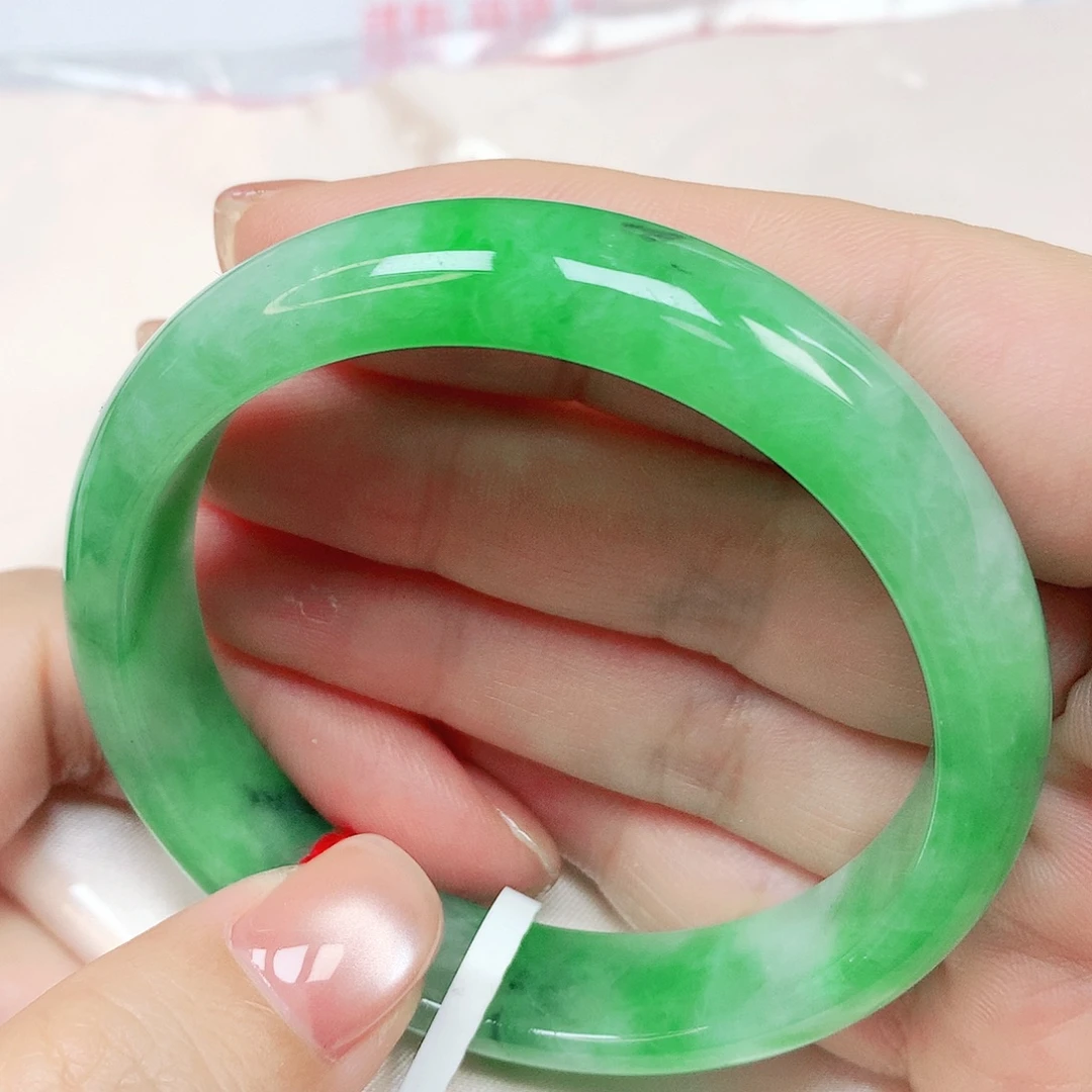 翡翠未镶嵌手镯抖音530