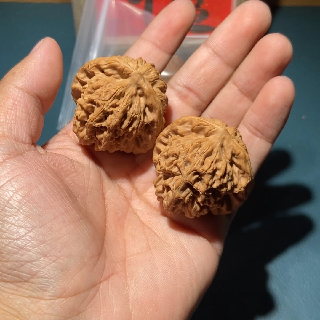 文玩核桃吊坠马老四24