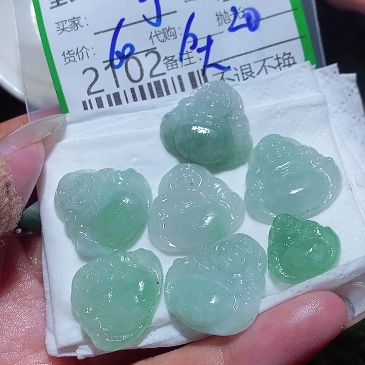 丁***）翡翠未镶嵌颈饰你