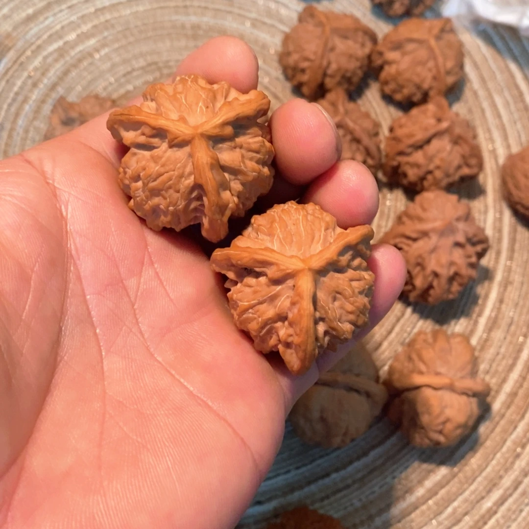 木质类文玩麻核桃盘山三