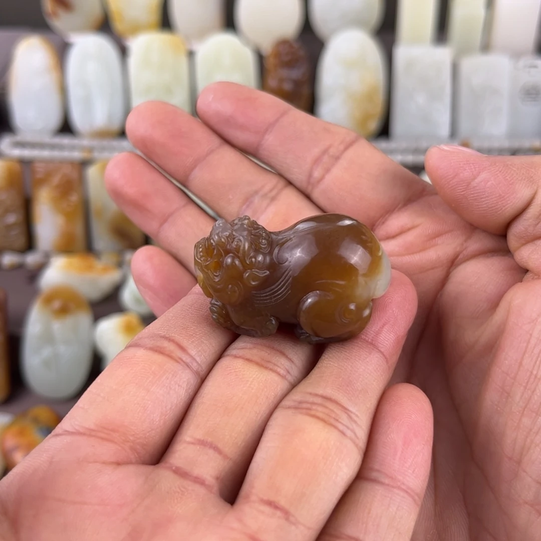 和田玉（糖玉）未镶嵌颈饰