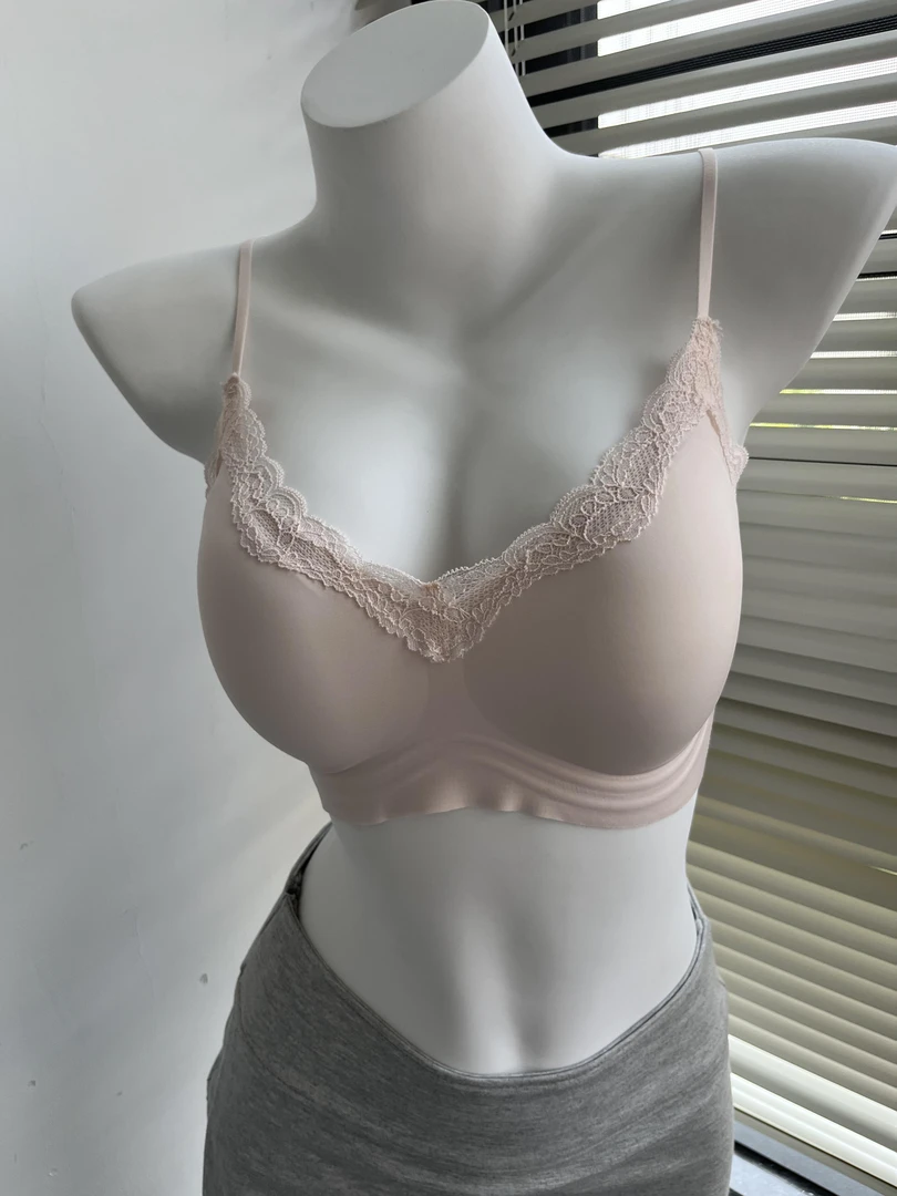 U家同款舒服蕾 法式蕾丝细肩带内衣女士固定杯夏季薄款背心式文胸