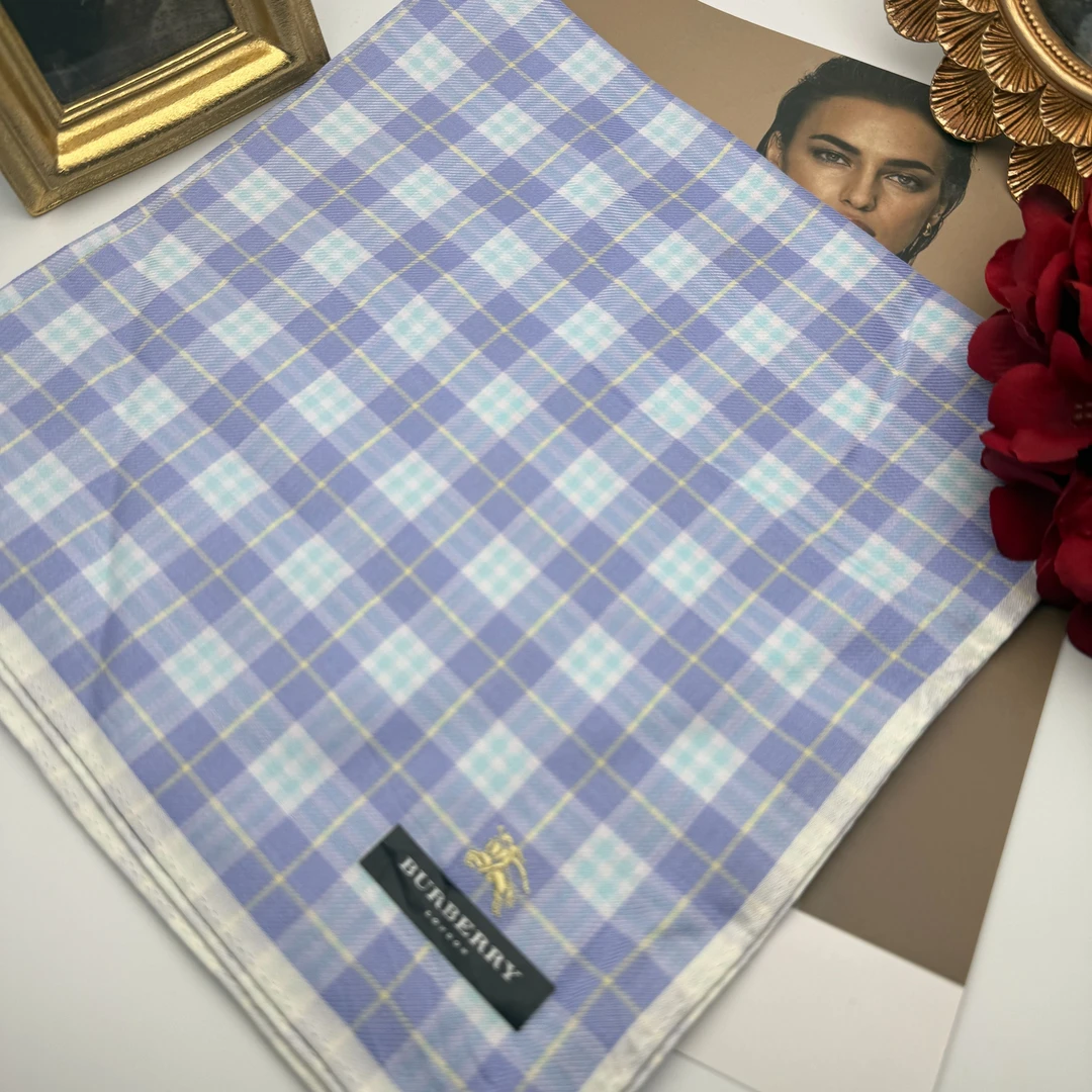 99新 BURBERRY/博柏利 海囤 巴宝莉 丝巾/yy04899