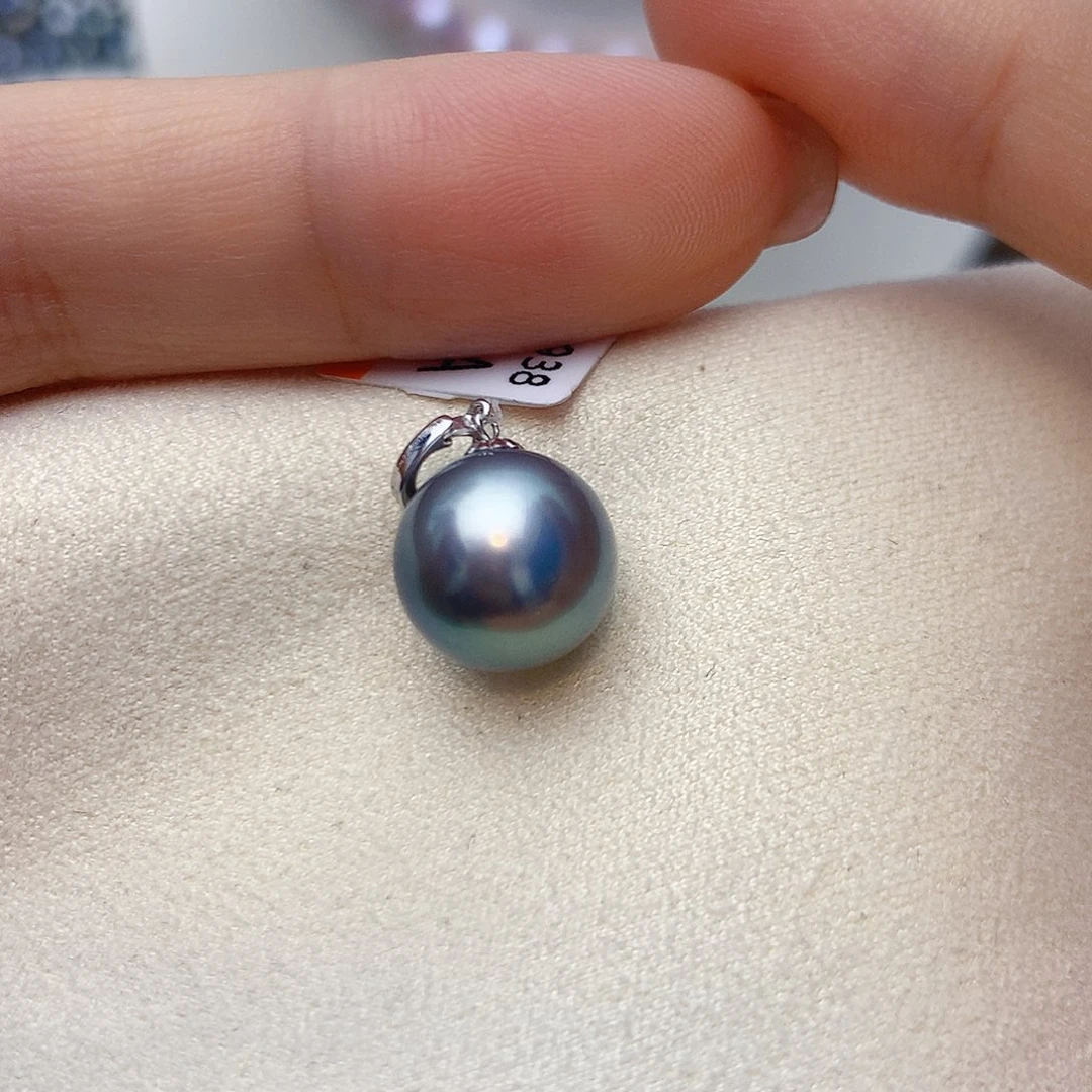 18K金镶嵌海水珍珠颈饰W24