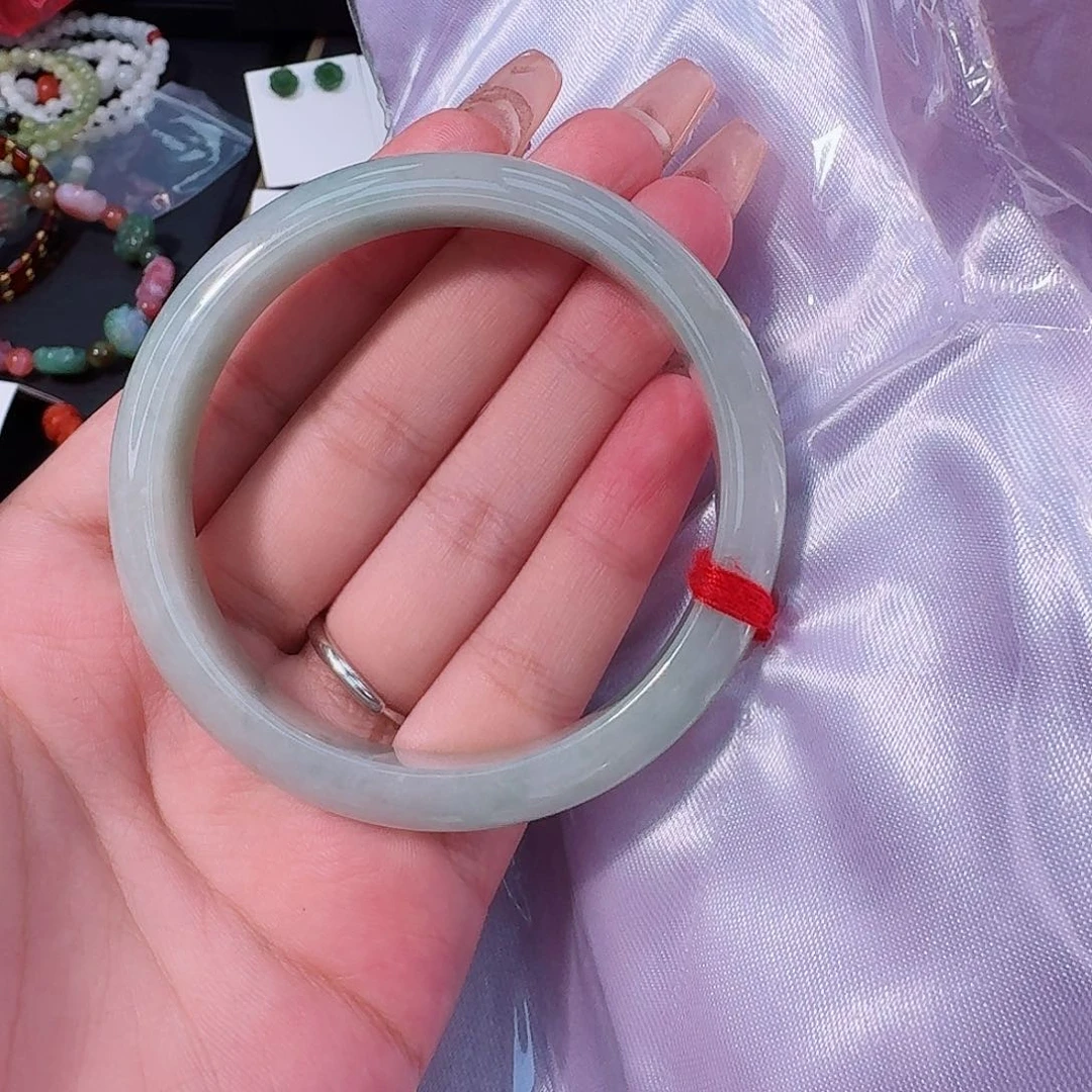 翡翠未镶嵌手镯圈口59