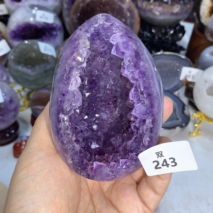 未镶嵌水晶大型摆件（非配饰）