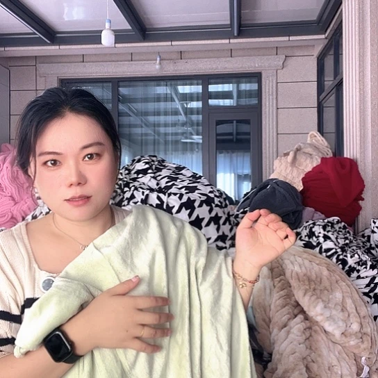 羊驼毛果绿245×250床裙