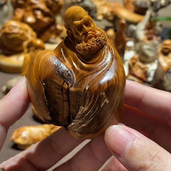 柏木（崖柏）黑油原皮达摩