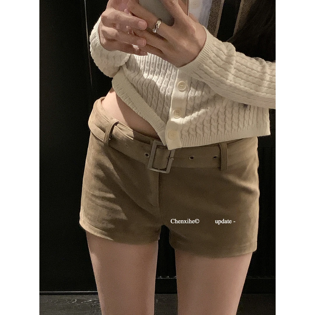 何晨曦 仿麂皮收腰直筒腰带短裤显腿长休闲百搭弹力热裤 T1154K