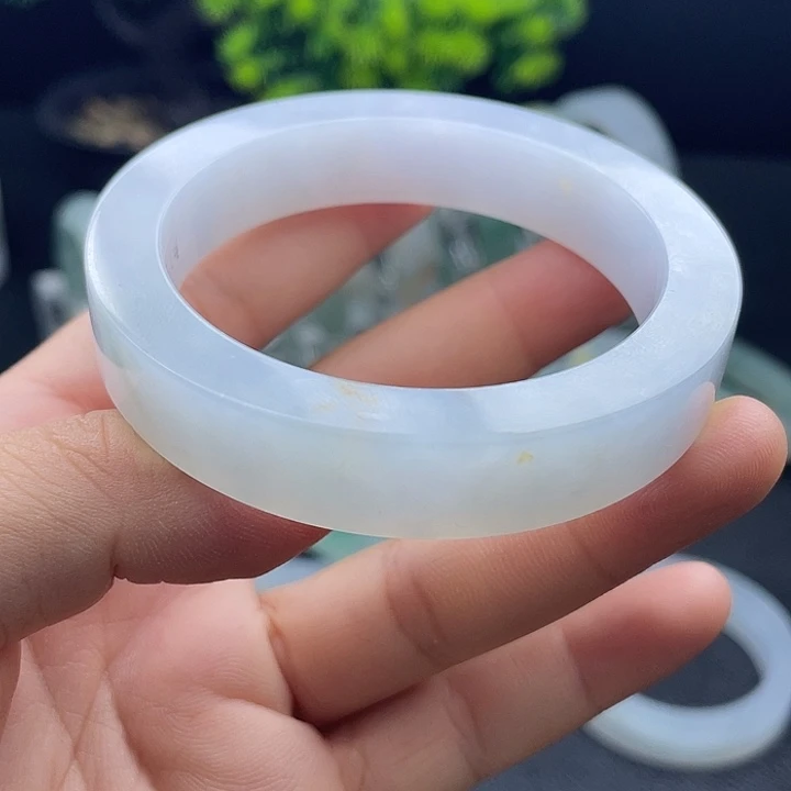 定制翡翠不退不换未镶嵌