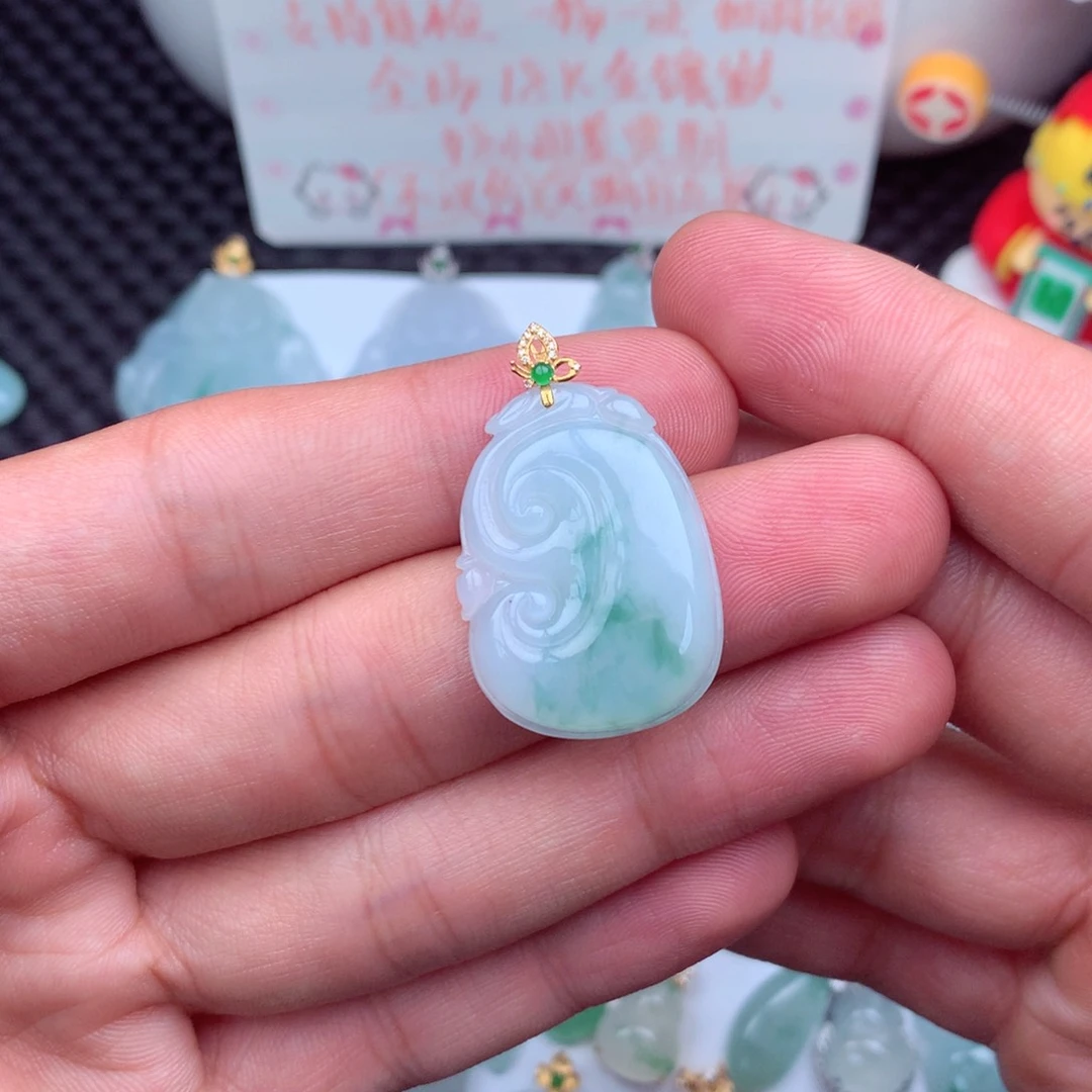 翡翠18K金镶嵌吊坠(不含链)