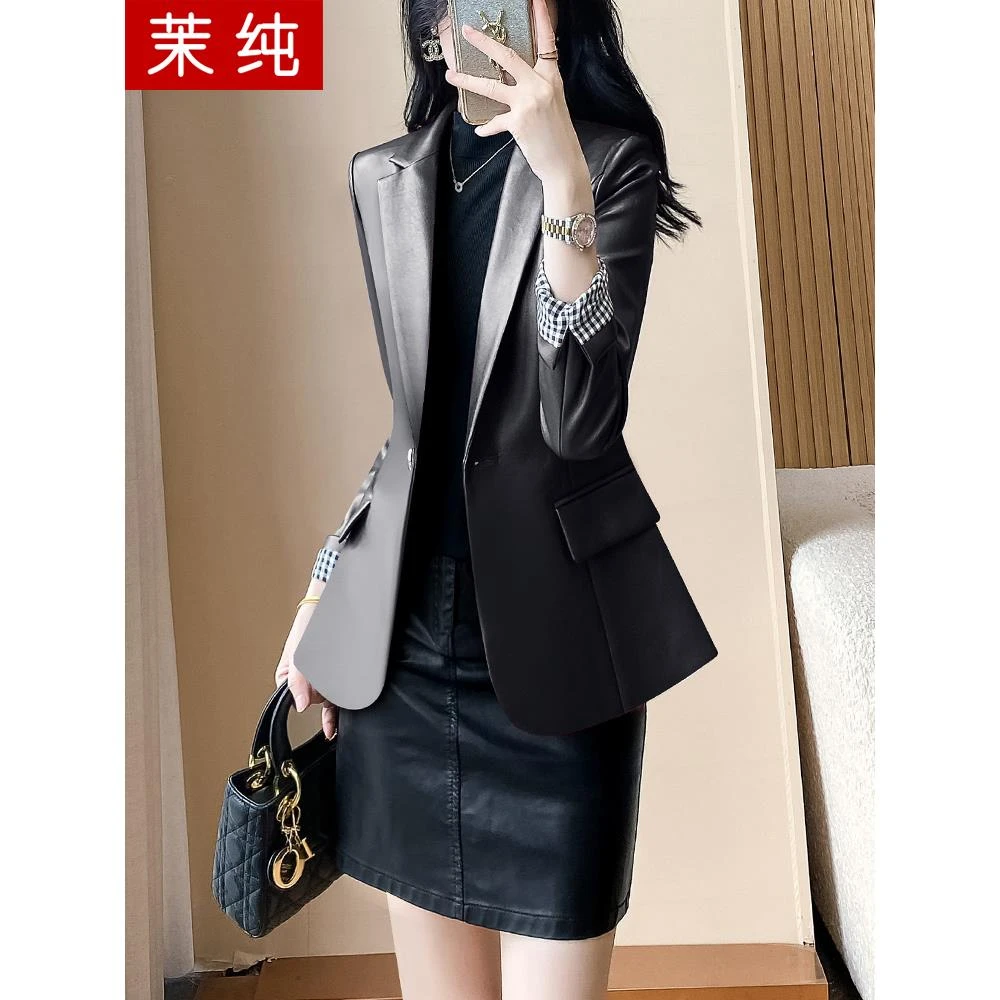 西装外套女2025新款黑色独特漂亮翻折袖修身西服轻职场高级感皮衣
