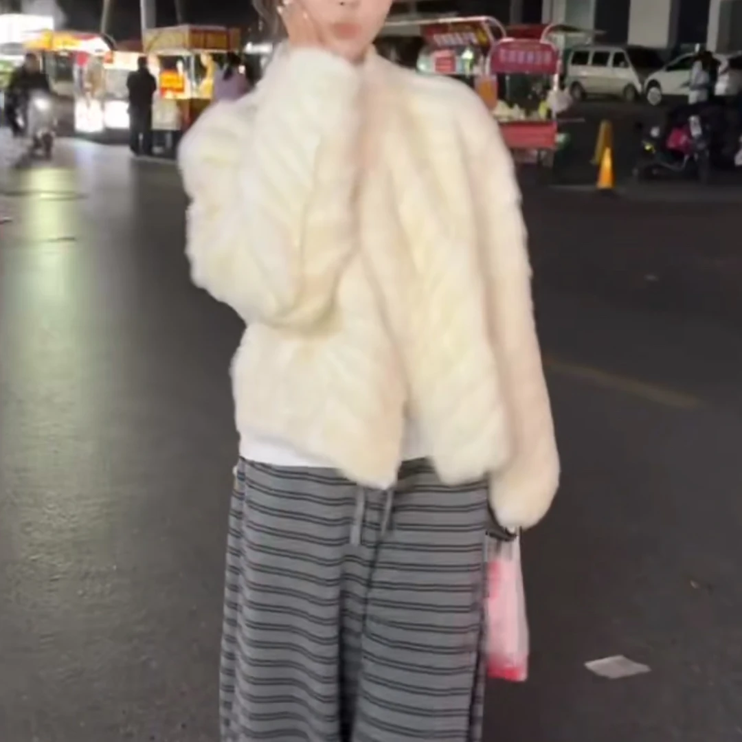 2025冬季时尚潮流百搭精品女装672XA