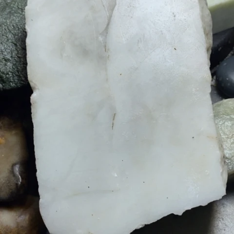 未镶嵌和田玉（糖玉）挂件雨*田