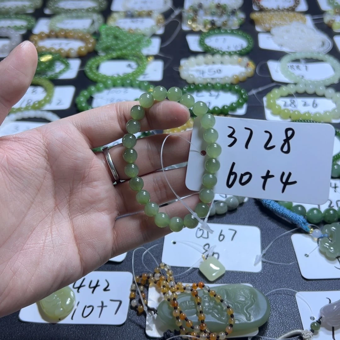 和田玉未镶嵌手串3728