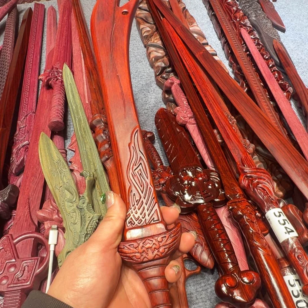 非洲紫檀（红花梨）?*微瑕血饮