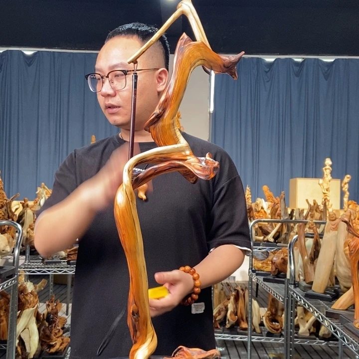 柏木（崖柏）随型摆件