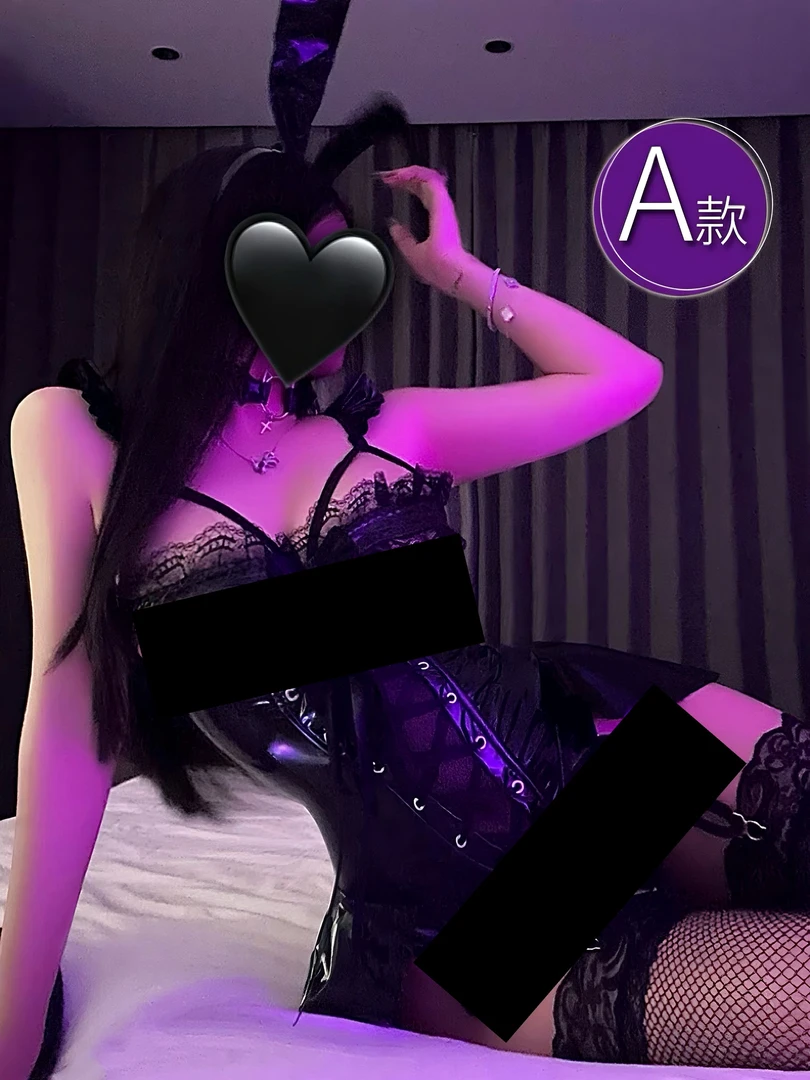 2025年新款睡裙性感蕾丝修身欧美风暗黑系诱惑日系