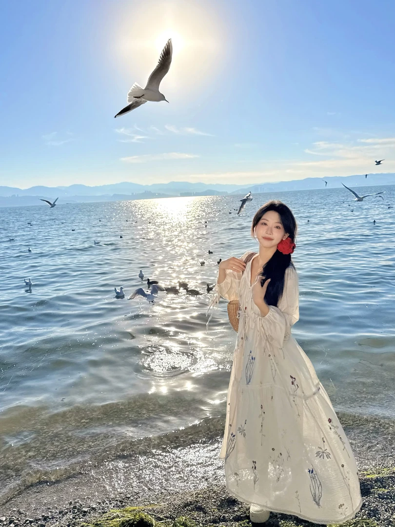 安安崽小个子穿搭刺绣法式收腰连衣裙女早春初恋泡泡袖森系仙气裙