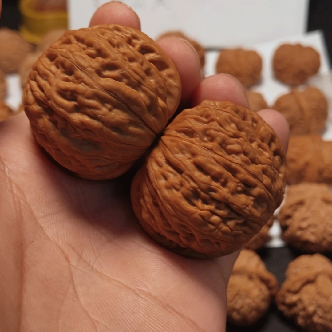 文玩核桃吊坠铁锤