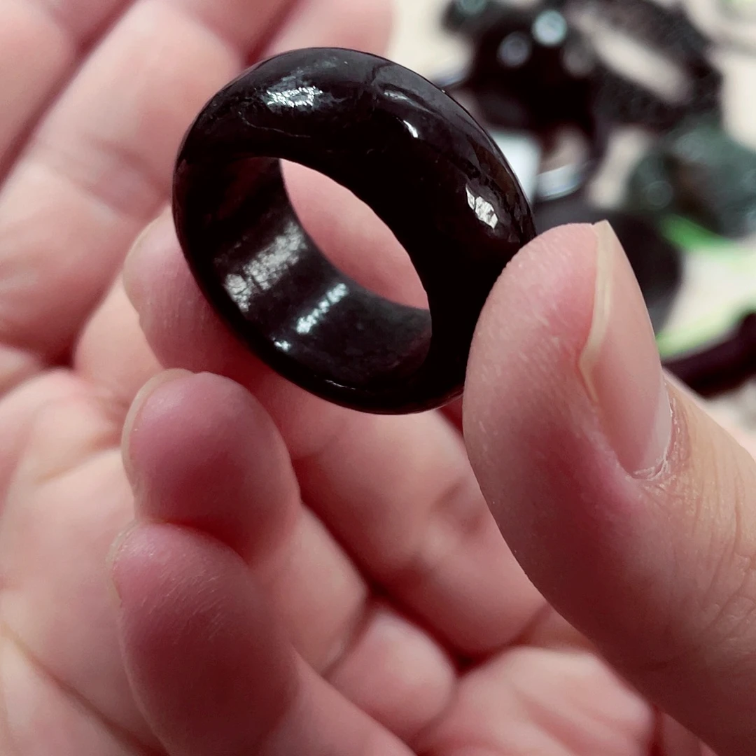 翡翠未镶嵌颈饰先鉴后发一物一证