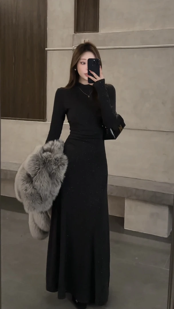 【宥妍】法式长裙细闪点缀设计感连衣裙秋冬时尚女装裙子DT1783