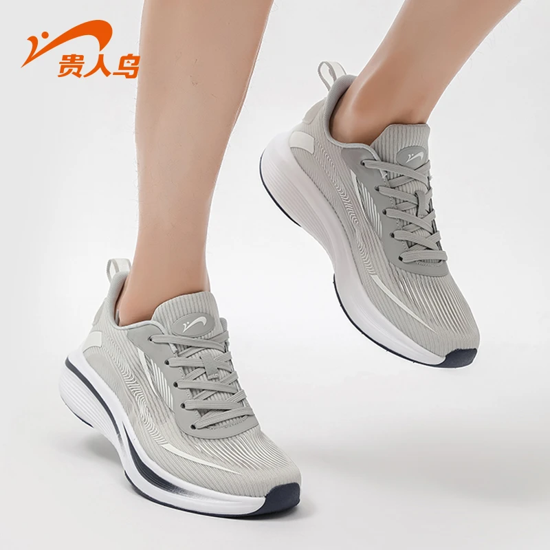 贵人鸟轻奢时尚男士透气黑色运动鞋网红潮牌男士休闲鞋减震跑鞋