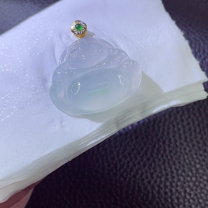 翡翠颈饰18K金镶嵌翡翠