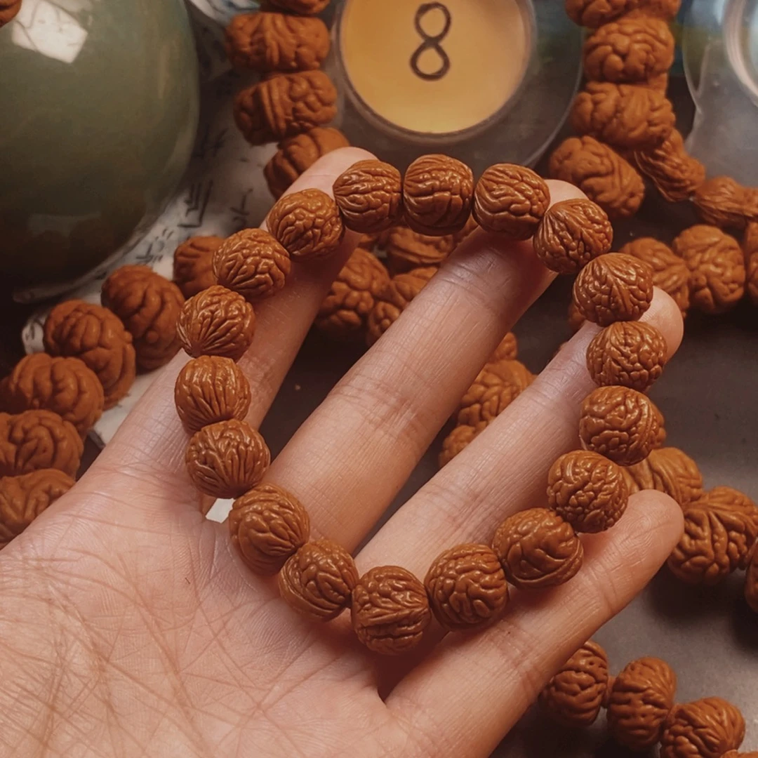 文玩核桃吊坠桃核