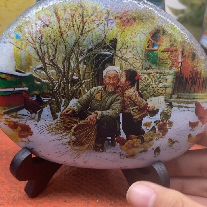 石材老人摆件真美啊