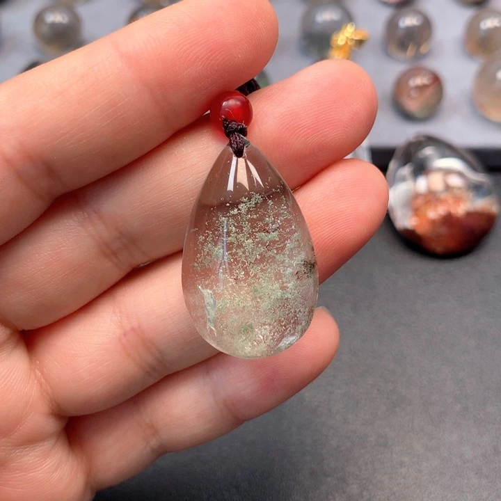 未镶嵌颈饰水晶水晶