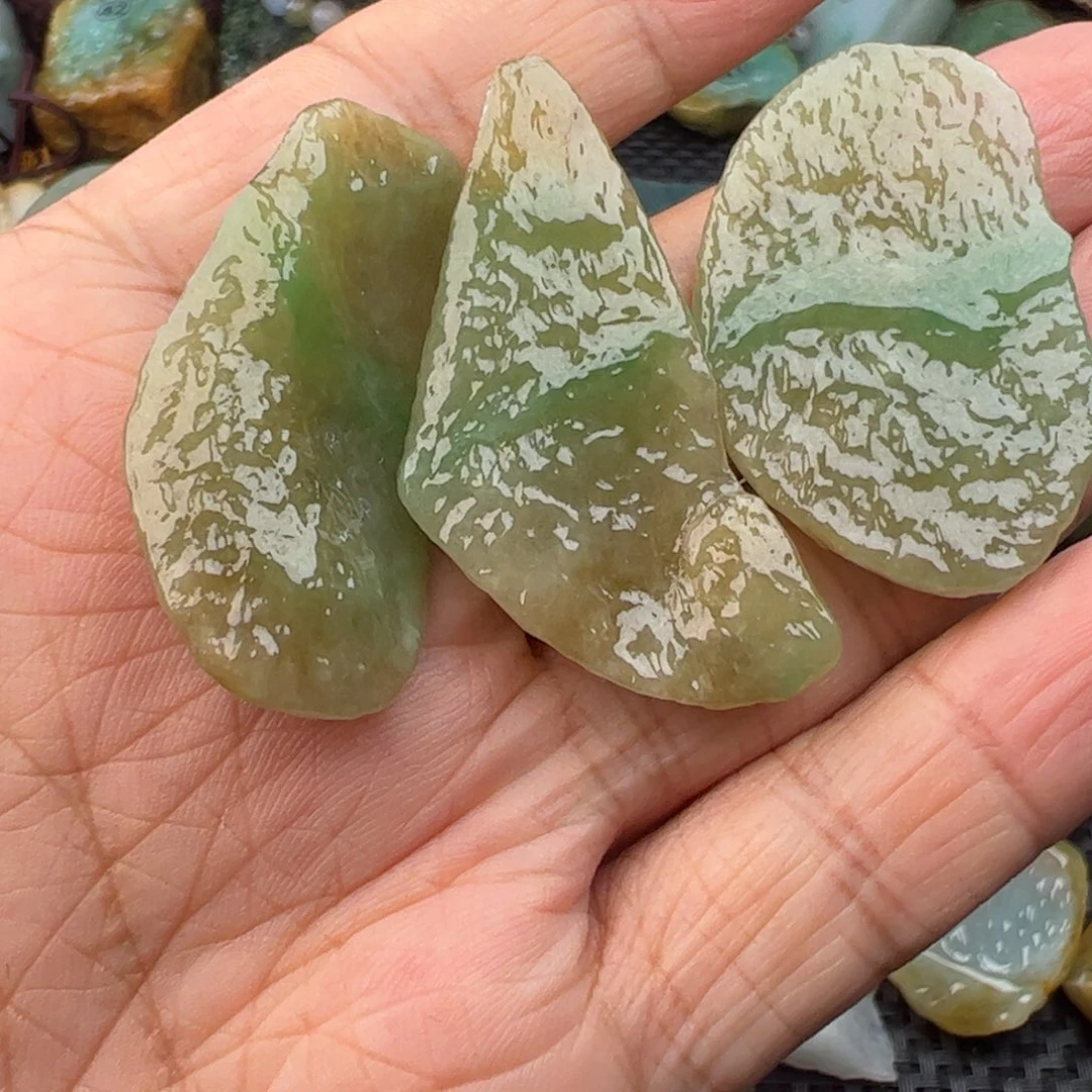 翡翠裸石缅甸翡翠