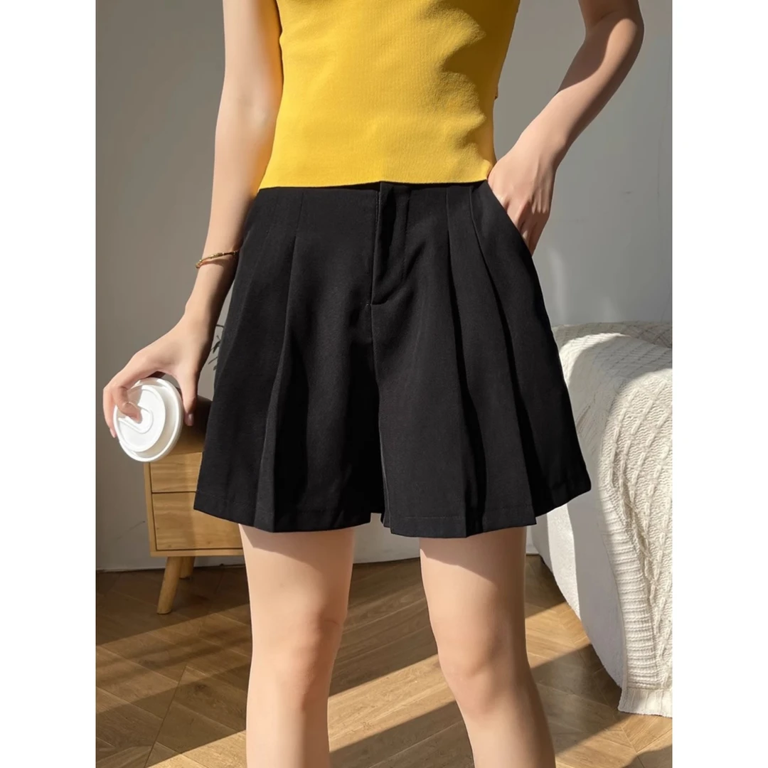 黑色休闲短裤女夏季2025新款西装外穿高腰宽松直筒阔腿裤子设计感