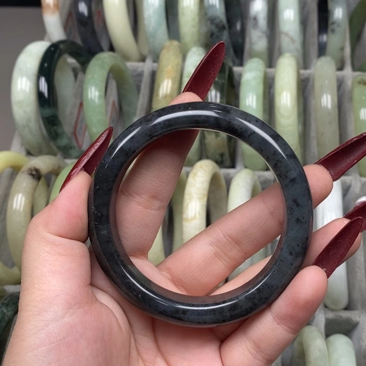 蛇纹石玉手镯未镶嵌567