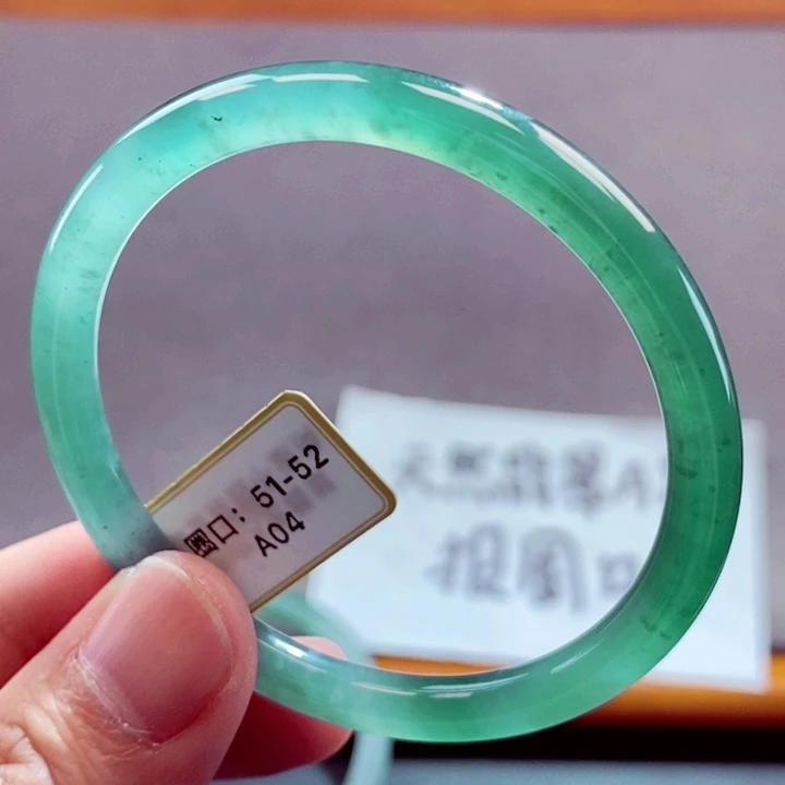 翡翠未镶嵌手镯翡翠手镯9