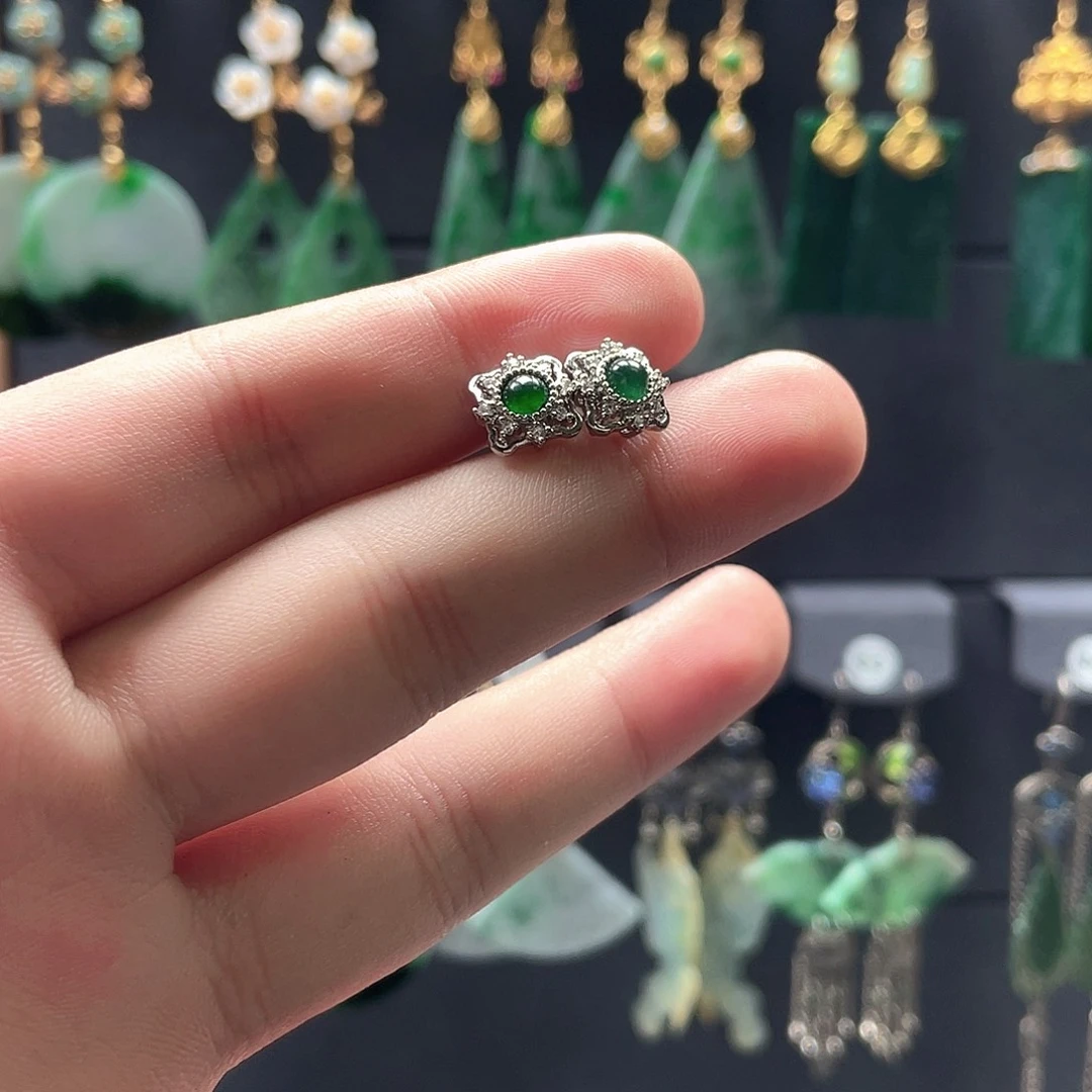 翡翠未镶嵌耳饰翡翠