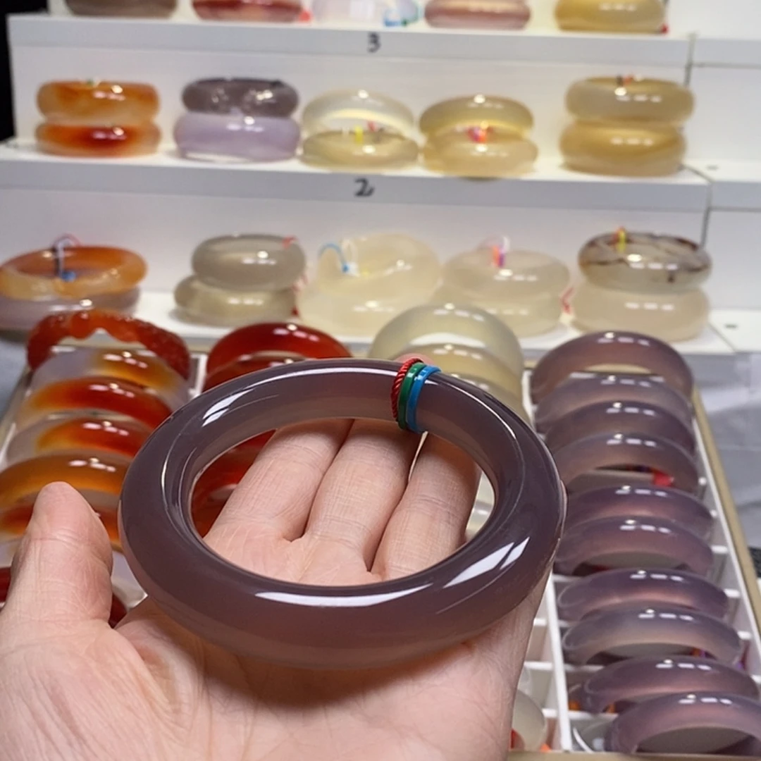 玛瑙/玉髓未镶嵌手镯