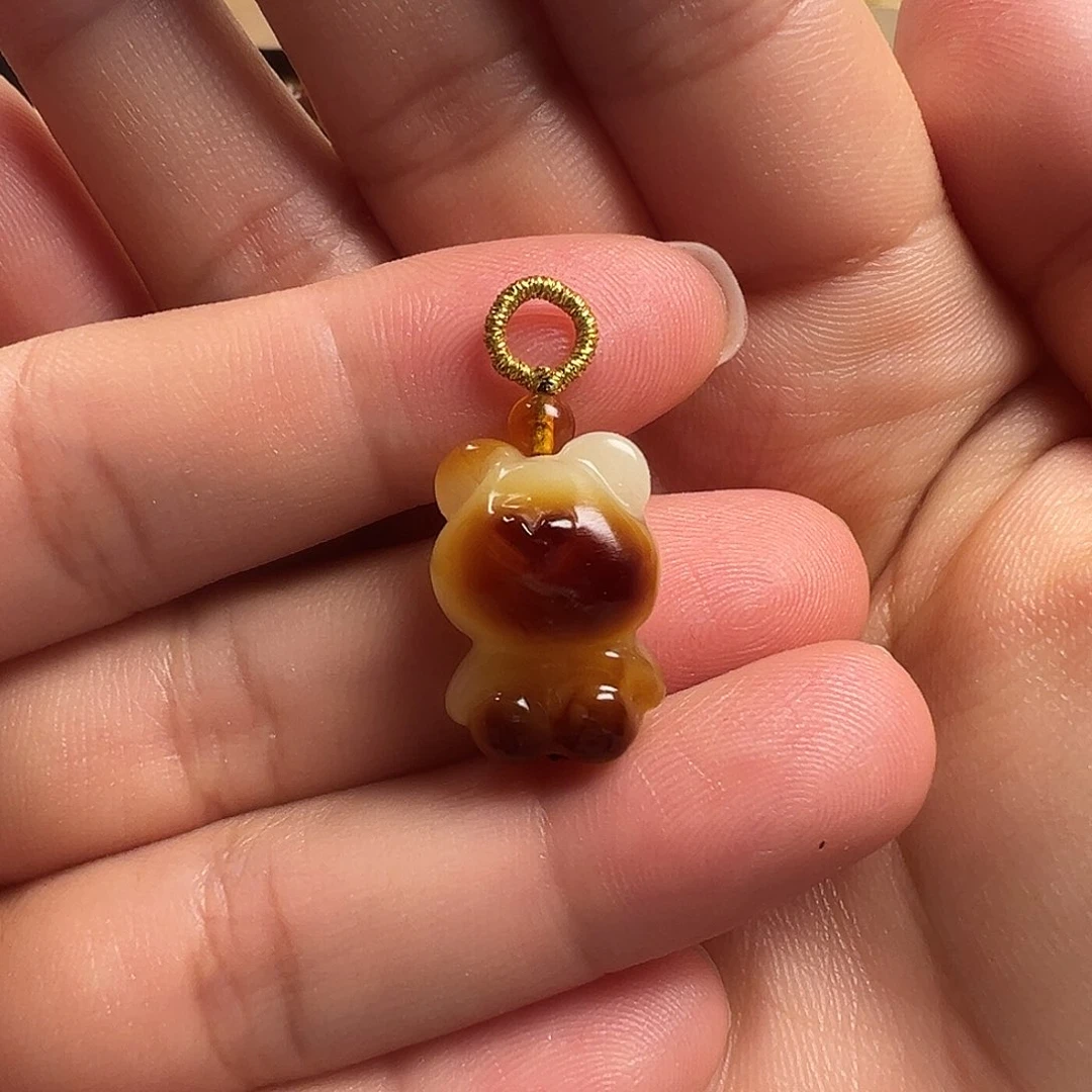 蜜蜡颈饰未镶嵌小熊提溜（微瑕）