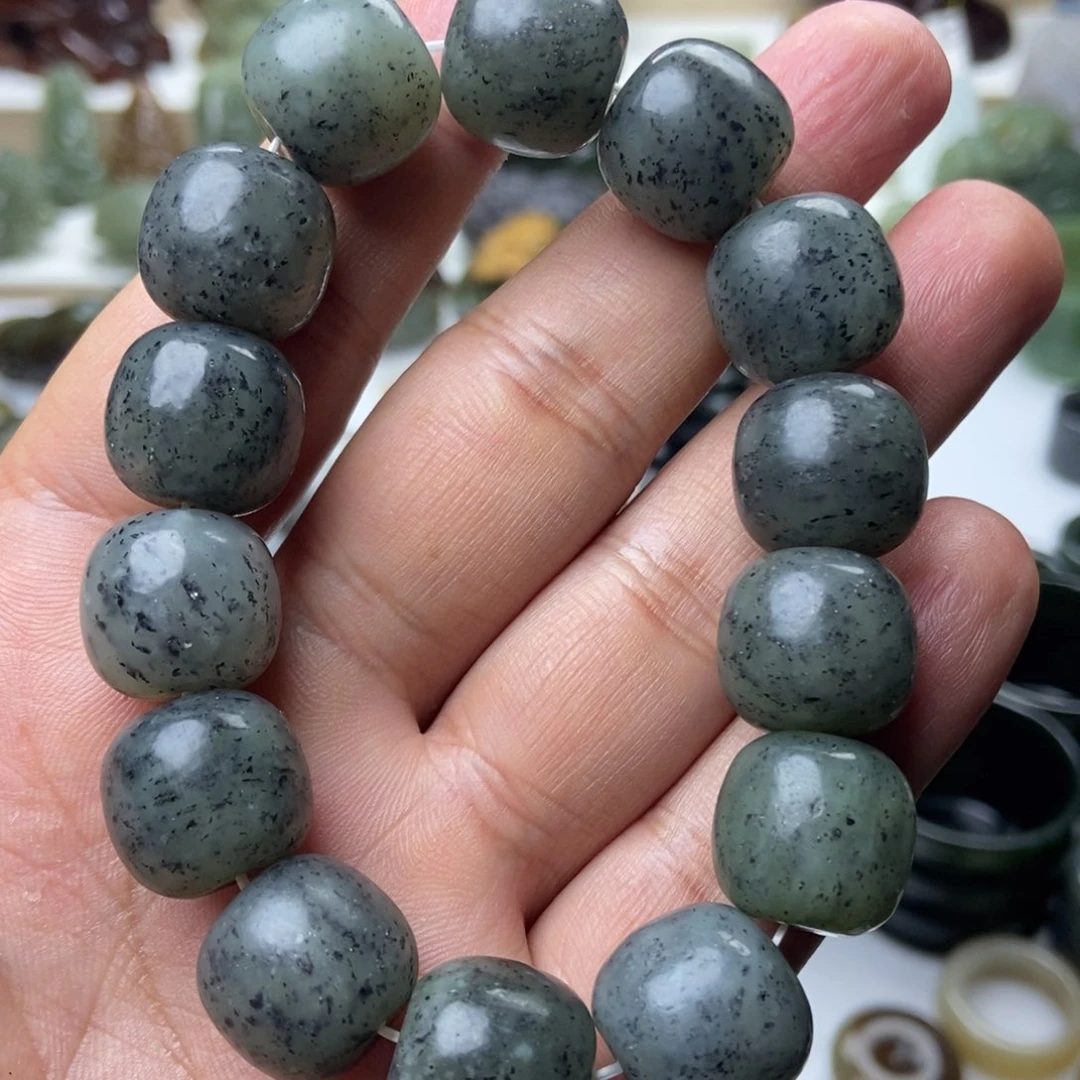 【闪购商品】未镶嵌和田玉挂件