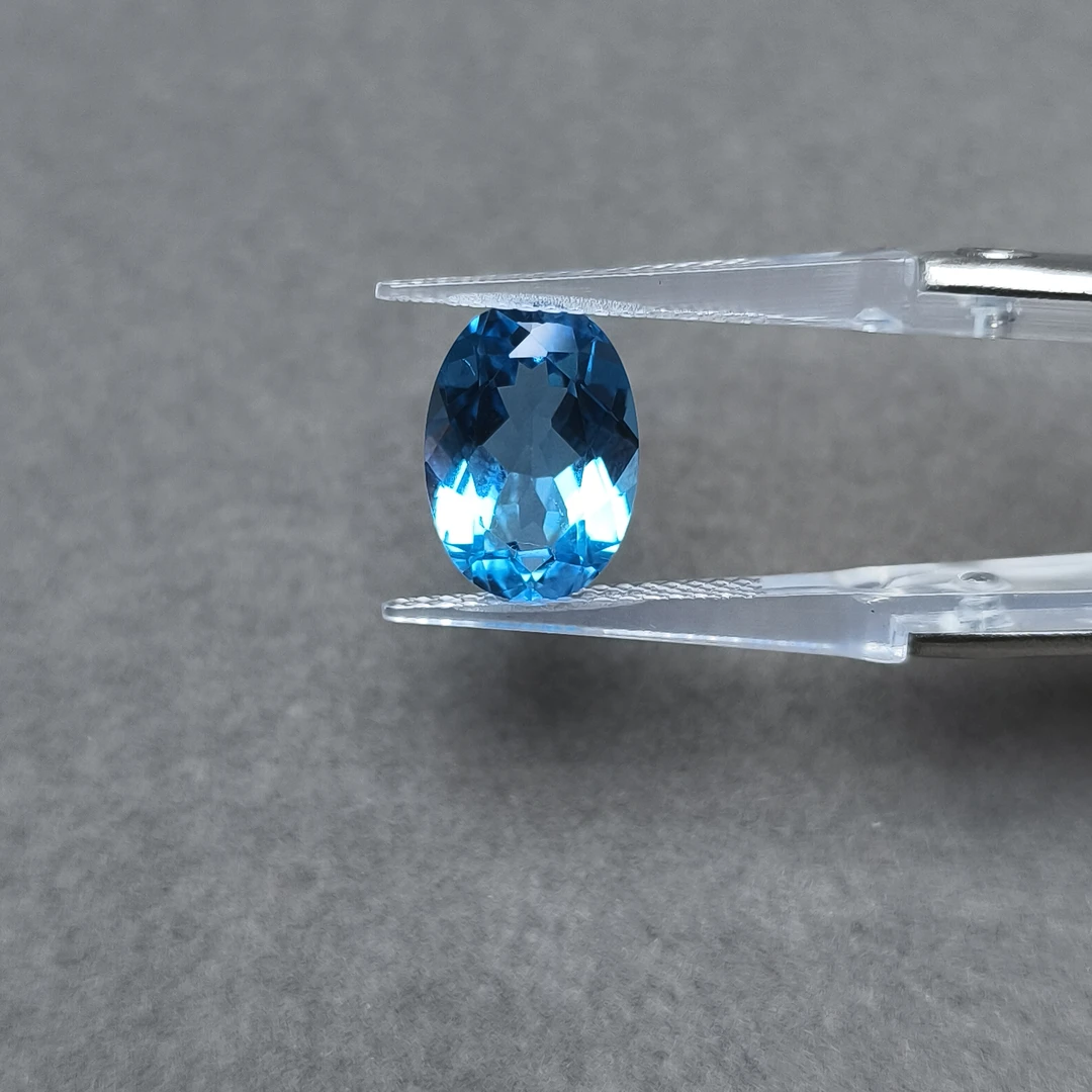 椭圆形托帕石-8.0ct（00949807）1212