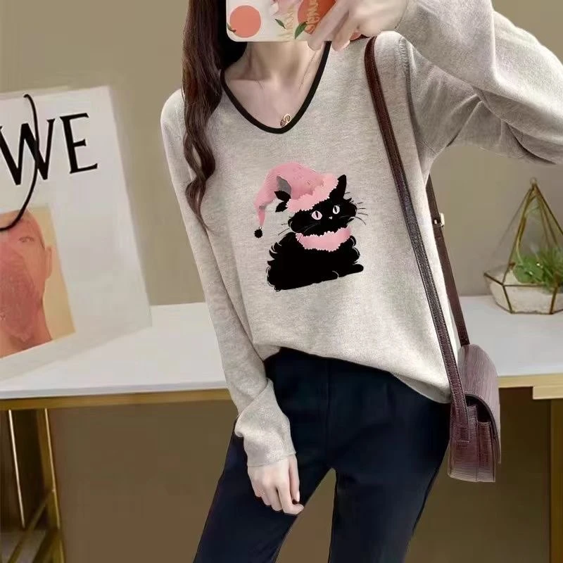 打底衫长袖t恤女2025春新款印花宽松休闲百搭V领显瘦内搭套头上衣